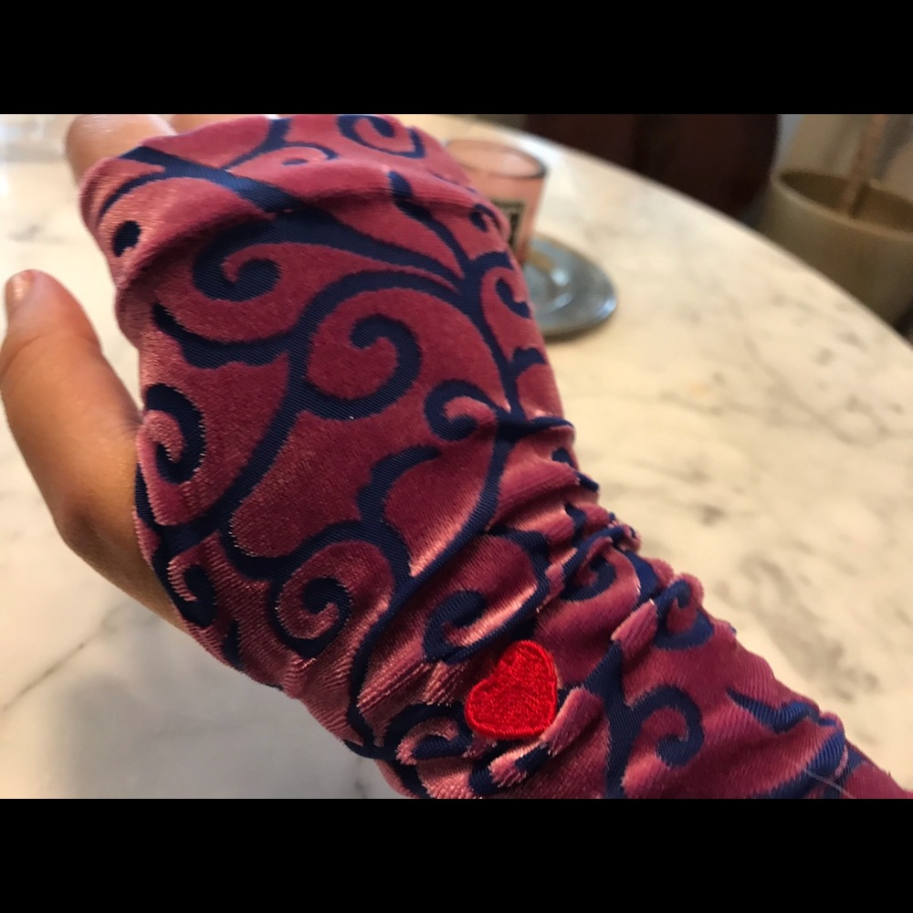Annie Fink fingerless gloves